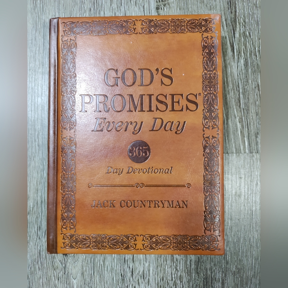 God's Promise Everyday Day Devotional Book